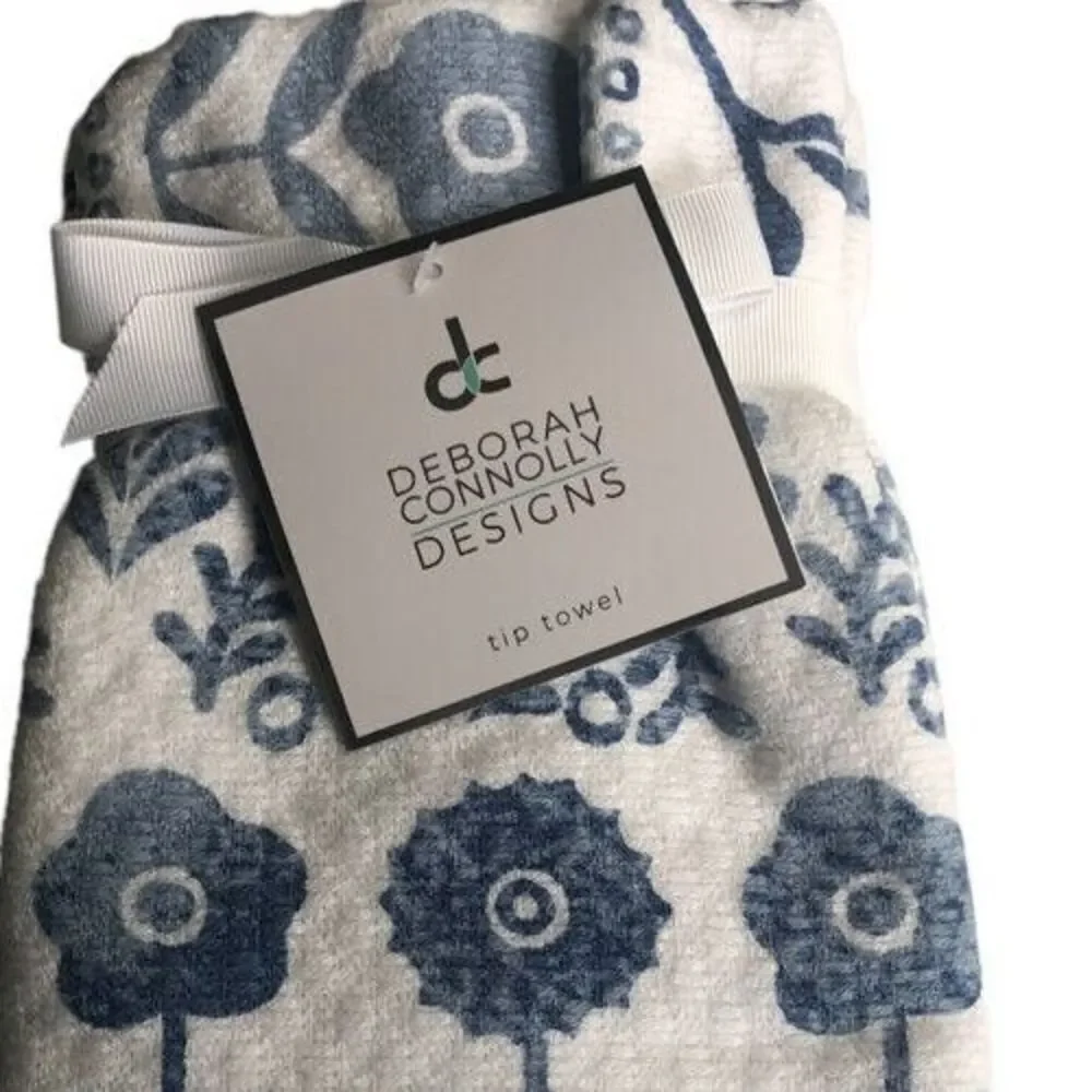 Deborah Connolly Fingertip Towels Blue Flower Bathroom Denim Blue White Set of 2